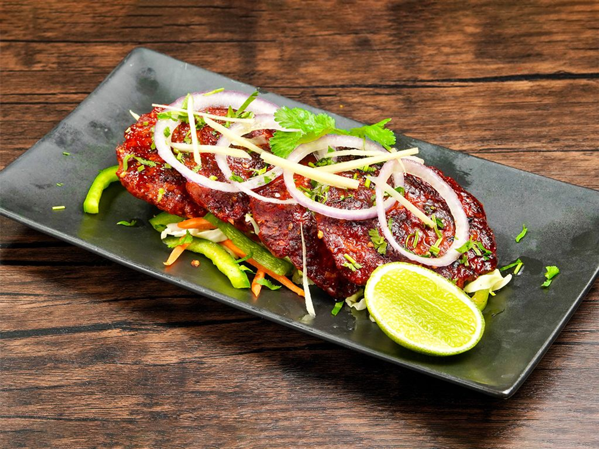 WEEKEND LUNCH BUFFET